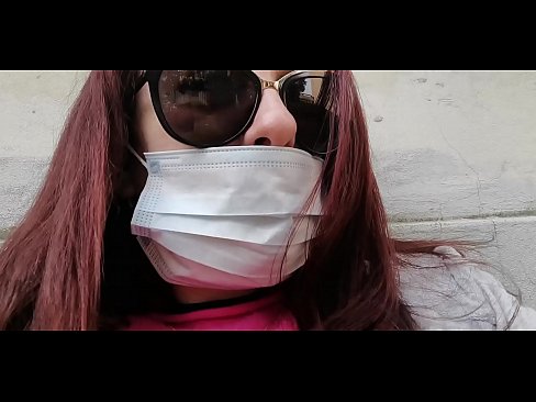 ❤️ Nicoletta rächt sich an ihrem Nachbarn und pinkelt in seine Garage (Special Covid19 Italian Quarantine) Sex video bei de.samoanalitika.ru ️❤